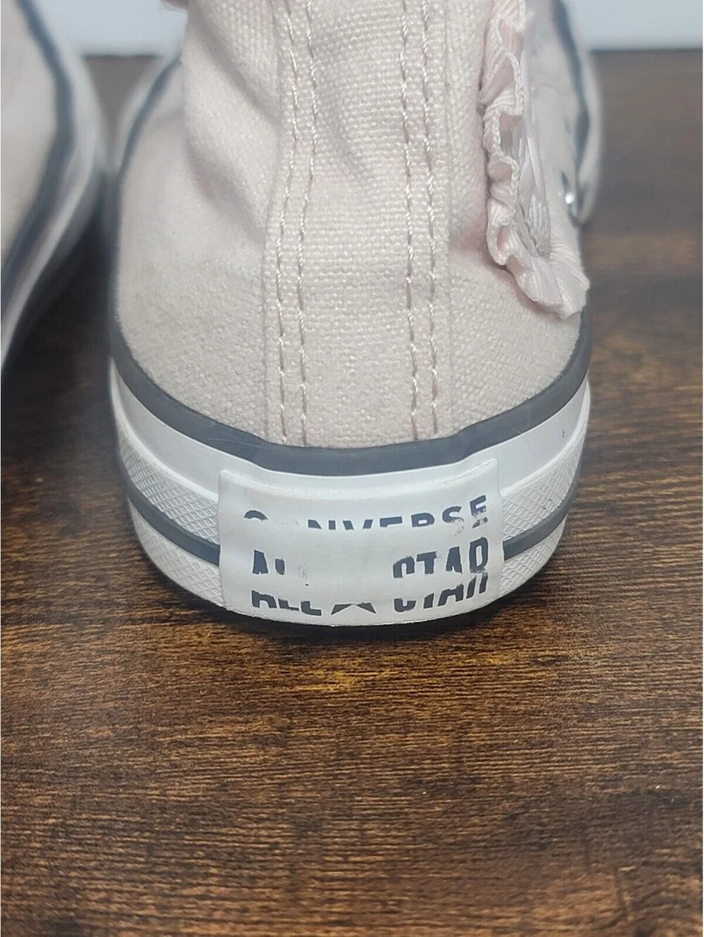 Converse Chuck Taylor All Star Ruffles And Bows Girls Easy On Sz 11